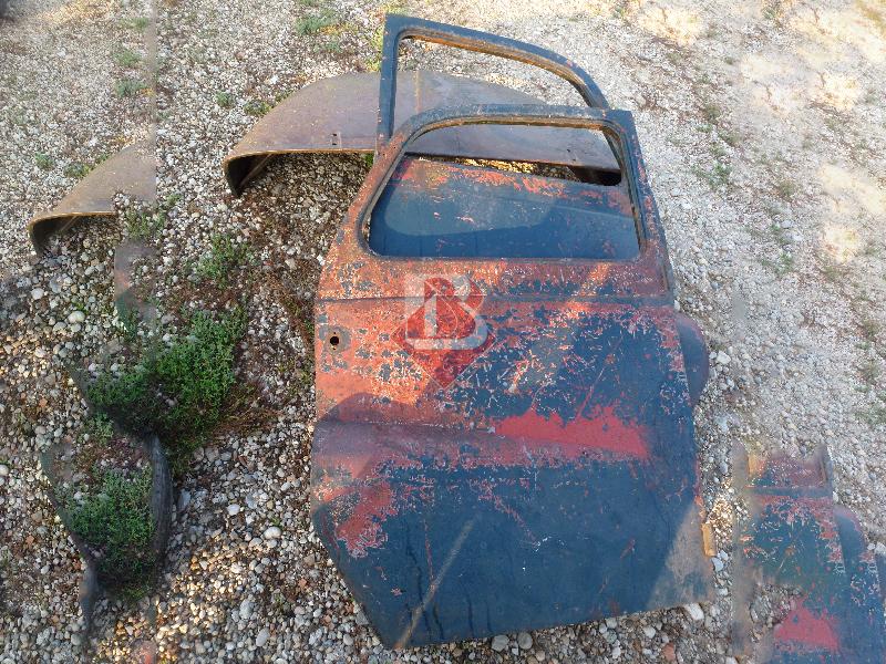 5 Isolamenti Bertoni Sabbiatura carrozzeria auto prima