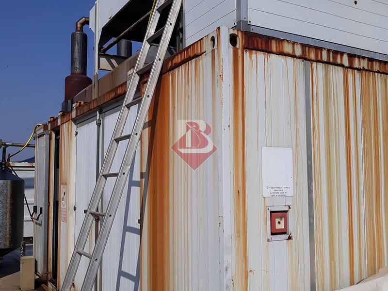 7 Isolamenti Bertoni Verniciatura cabina container prima